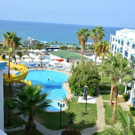 Hotel Club Eva 3*